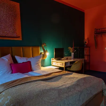 מלון Boutique Rothenburger Hof *